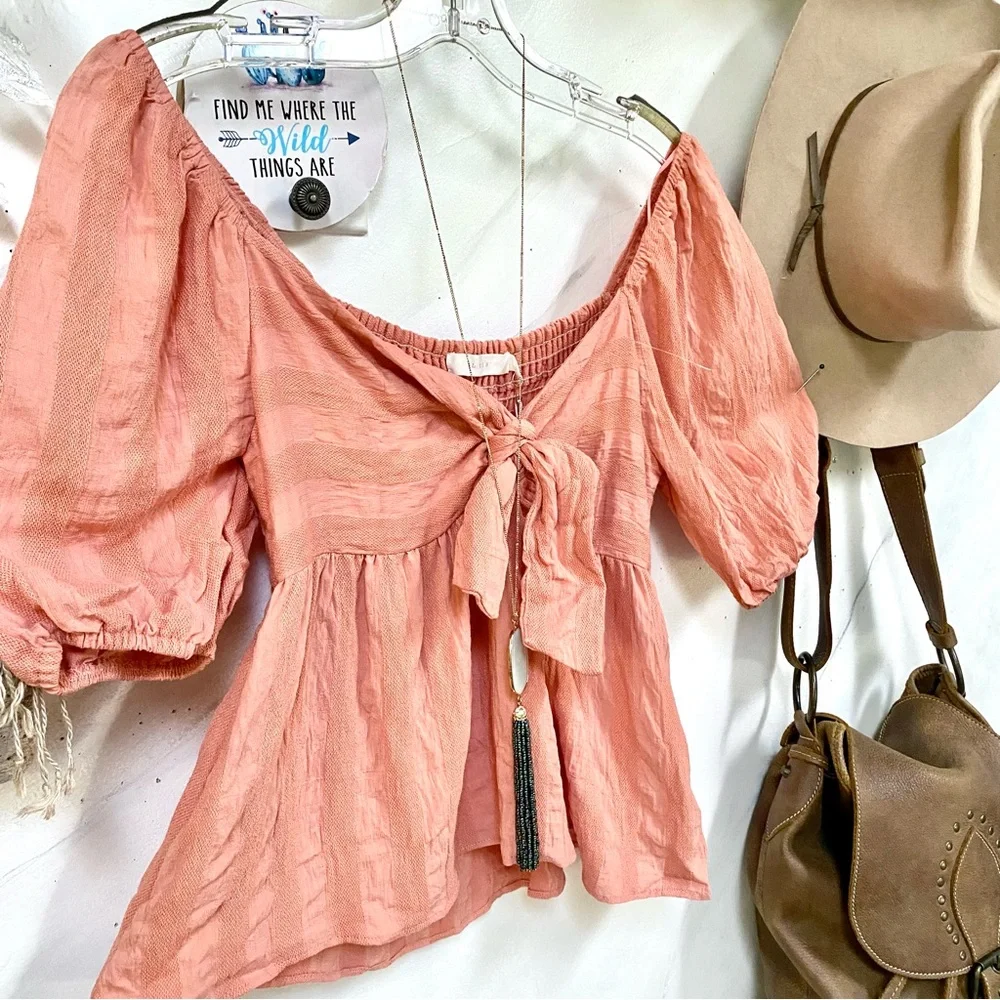 Anthropologie LUSH boho exaggerated sleeves boho smocked chest blouse - Picture 9 of 11